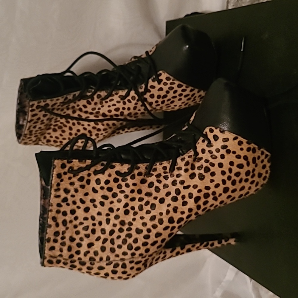 Betsey Johnson Ankle Booties